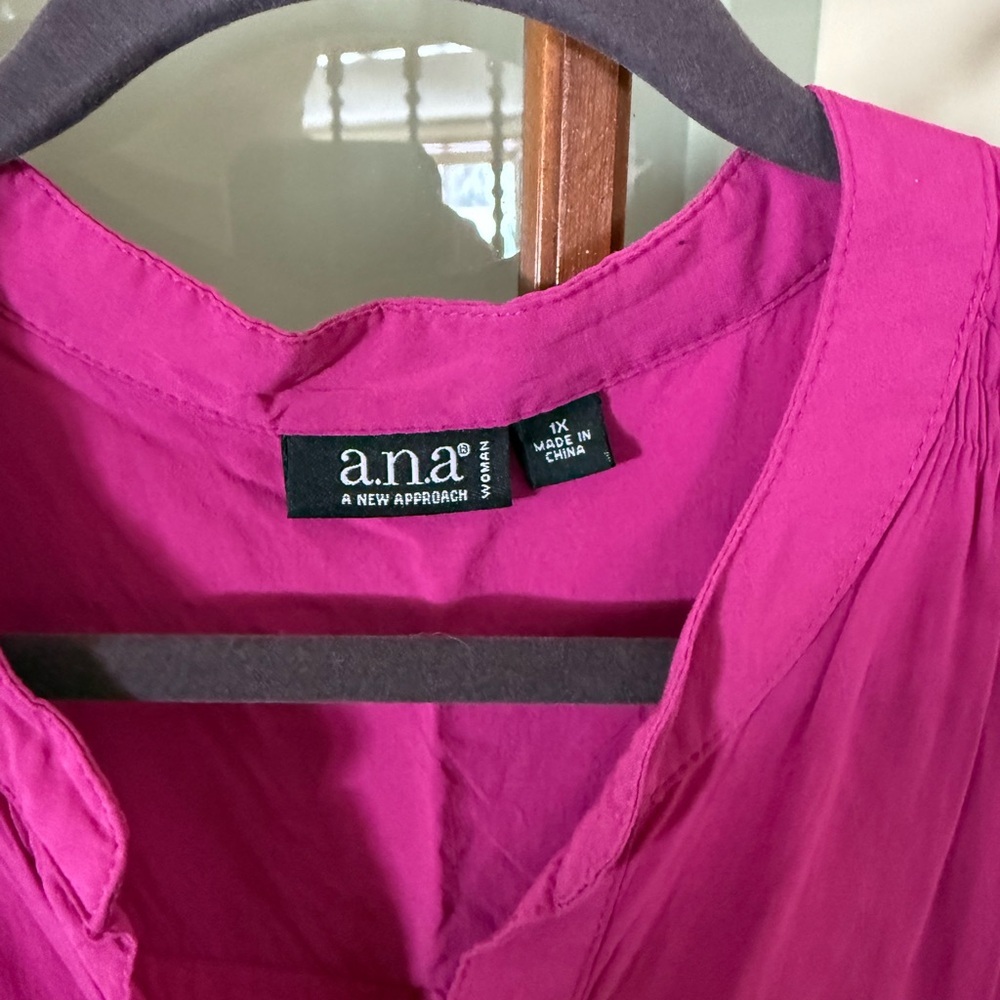 A.N.A Tank Top - Picture 2 of 3